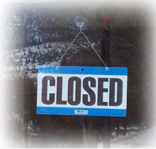 closed-sign.jpg